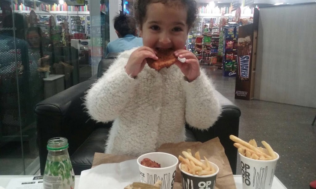 Oporto - Mawson Lakes Central Drive Thru (OTR) | OTR Mawson Lakes, 14 – 20 Capital St, Mawson Lakes SA 5095, Australia | Phone: (08) 8262 5130