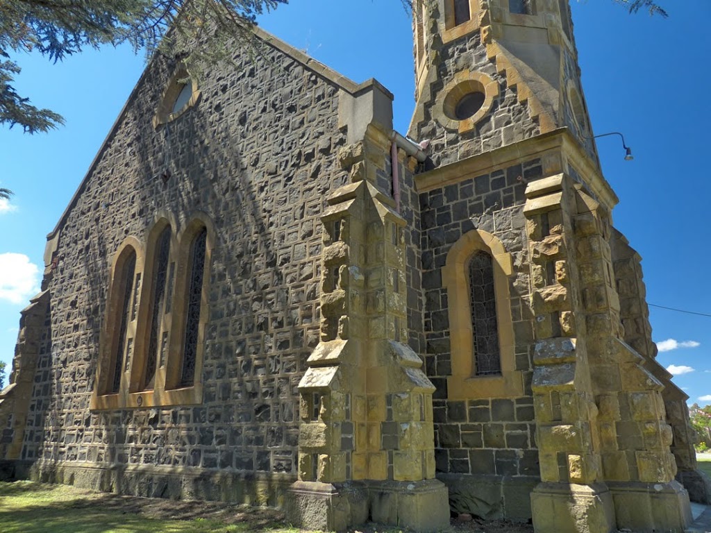 St Pauls Uniting Church | church | 73 Inglis St, Ballan VIC 3342, Australia | 0353482119 OR +61 3 5348 2119