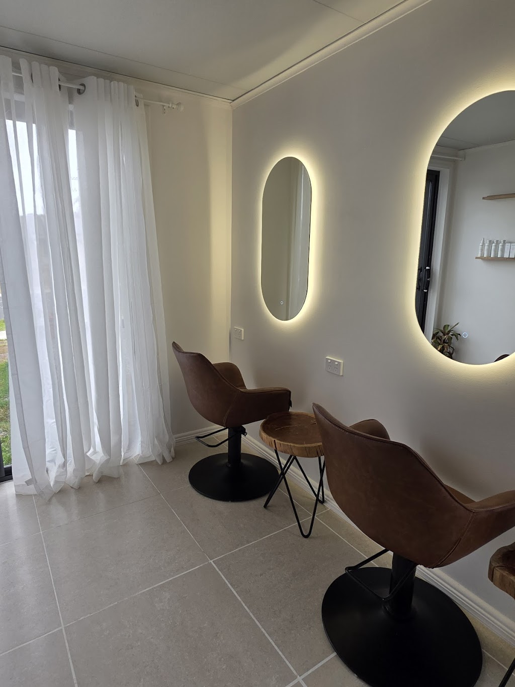 Adorehair_salon | 68 Sedgwick Ave, Edgeworth NSW 2285, Australia | Phone: 0421 808 220