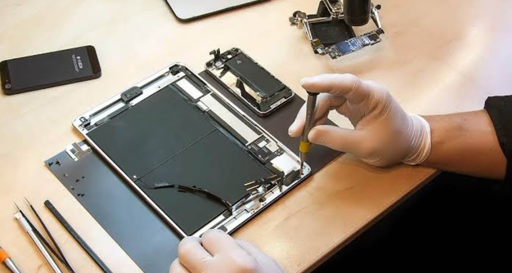 Screen Refurb Experts (SRE) | 704 The Entrance Rd, Wamberal NSW 2260, Australia | Phone: 0449 955 928