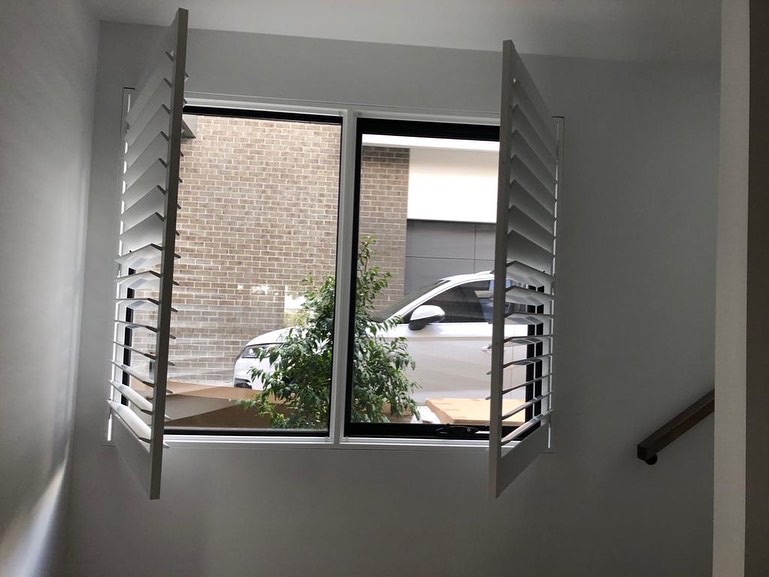 Quality Blinds and Screens | home goods store | 30 Blackmore Rd, Mickleham VIC 3064, Australia | 0433703365 OR +61 433 703 365