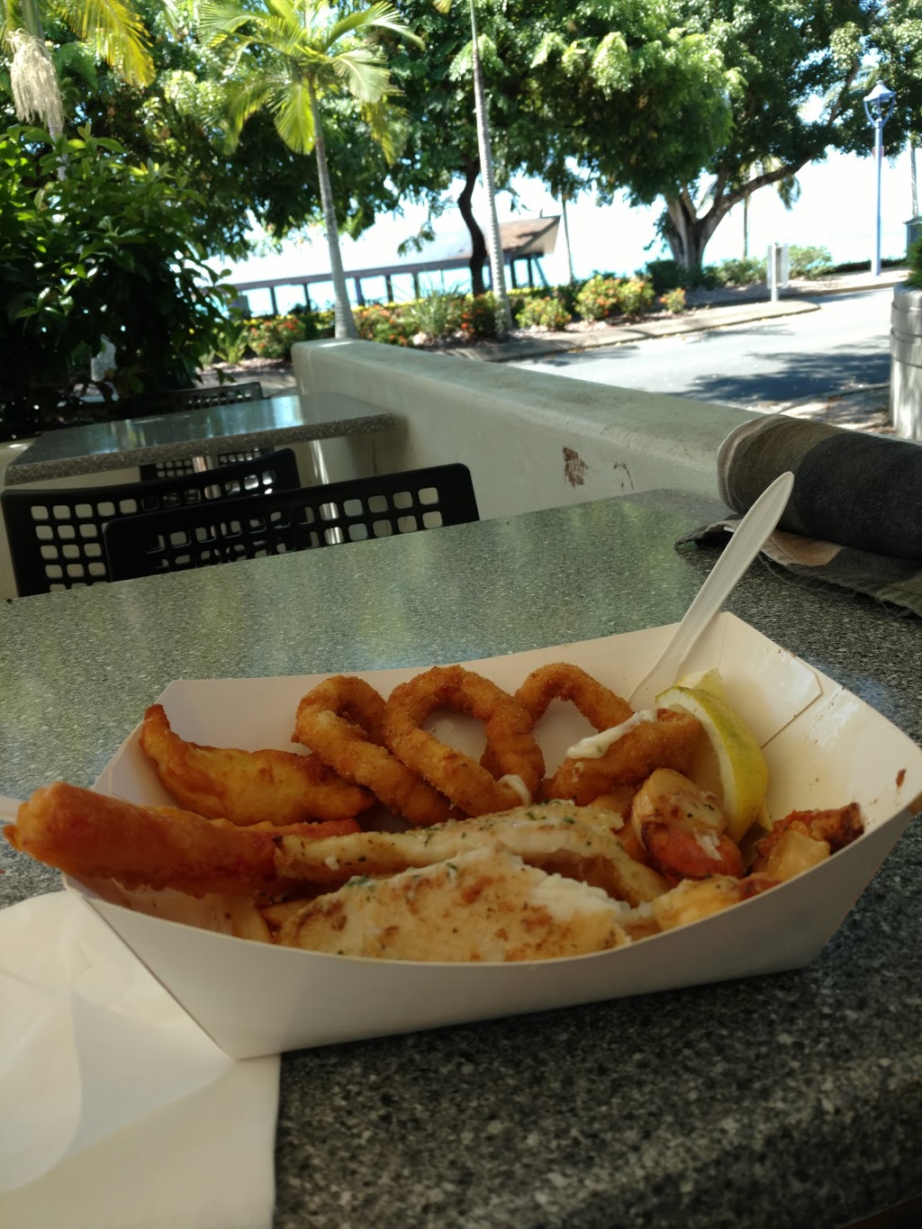 Whitsunday Seafood bar | restaurant | 4 Airlie Esplanade, Airlie Beach QLD 4802, Australia | 0749466561 OR +61 7 4946 6561