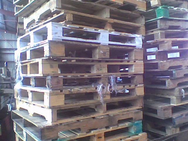 Direct Pallets & Recycling | 3B Williamson Rd, Ingleburn NSW 2565, Australia | Phone: (02) 9605 8444