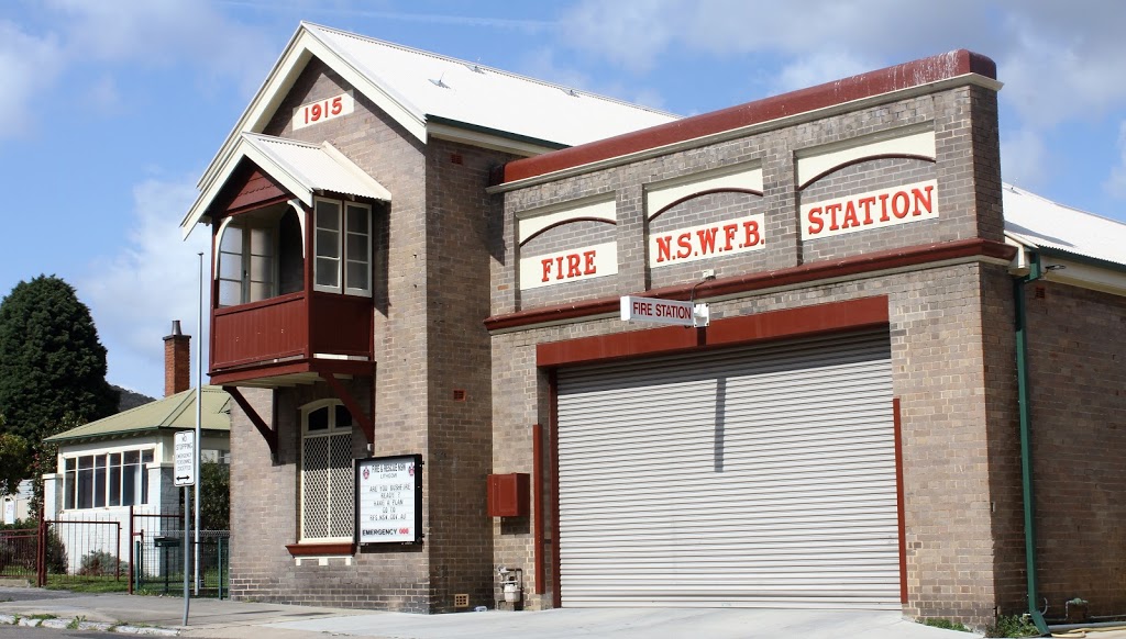 Fire and Rescue NSW Lithgow Fire Station | fire station | 58 Cook St, Lithgow NSW 2790, Australia | 0263513366 OR +61 2 6351 3366