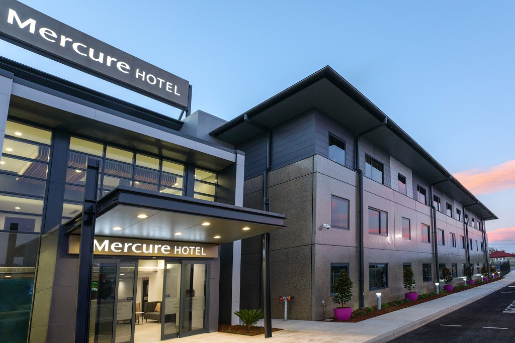 Mercure Hotel Tamworth | Scully Park, Kent St, Tamworth NSW 2340, Australia | Phone: (02) 6765 1200