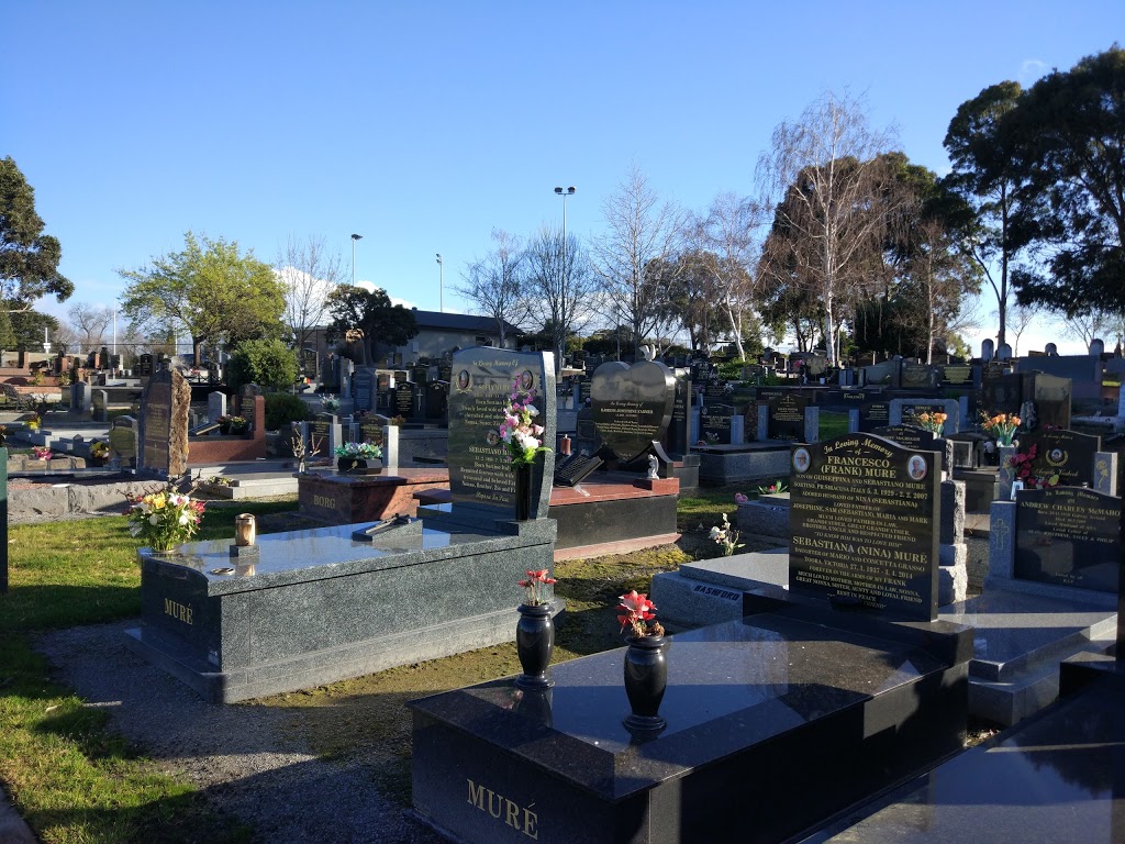 Berwick Cemetery | 16 Inglis Rd, Berwick VIC 3806, Australia | Phone: 0477 111 304