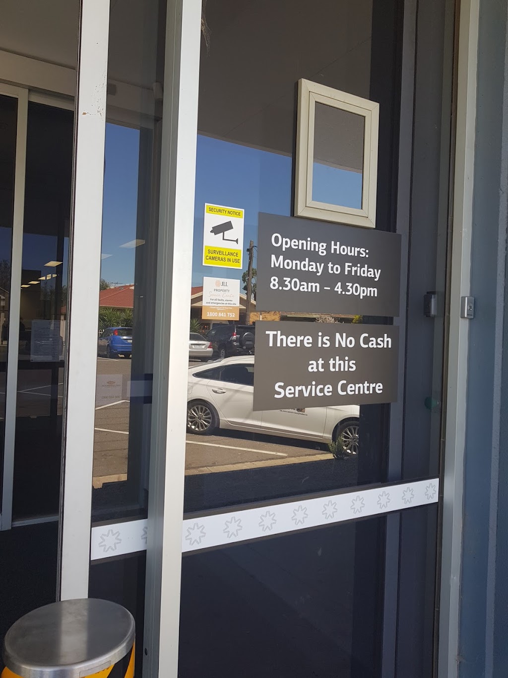 Services Australia | 12 Werribee St S, Werribee VIC 3030, Australia | Phone: 13 24 68