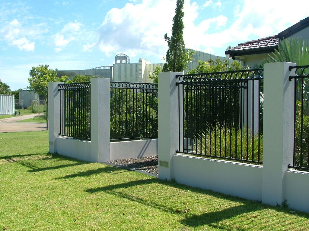 Fence World | 29/31 Beachmere Rd, Caboolture QLD 4510, Australia | Phone: (07) 5499 0344