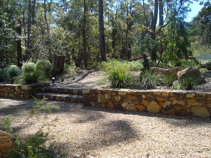 Dale Pickering Landscaping & Design | store | 14A Old Princes Hwy, Falls Creek NSW 2540, Australia | 0402469118 OR +61 402 469 118