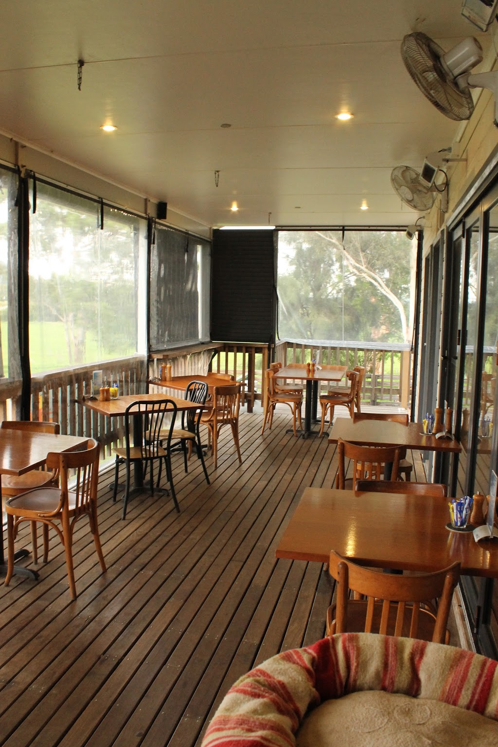 The Flying Duck Cafe/Restaurant | restaurant | 802 Gresford Rd, Vacy NSW 2421, Australia | 0249388305 OR +61 2 4938 8305