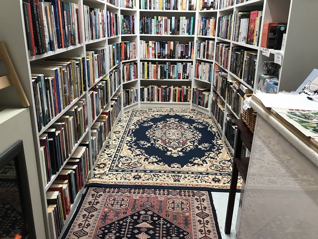 RoseyRavelston Books | 1 Badgery Cres, Lawson NSW 2783, Australia | Phone: 0493 834 781