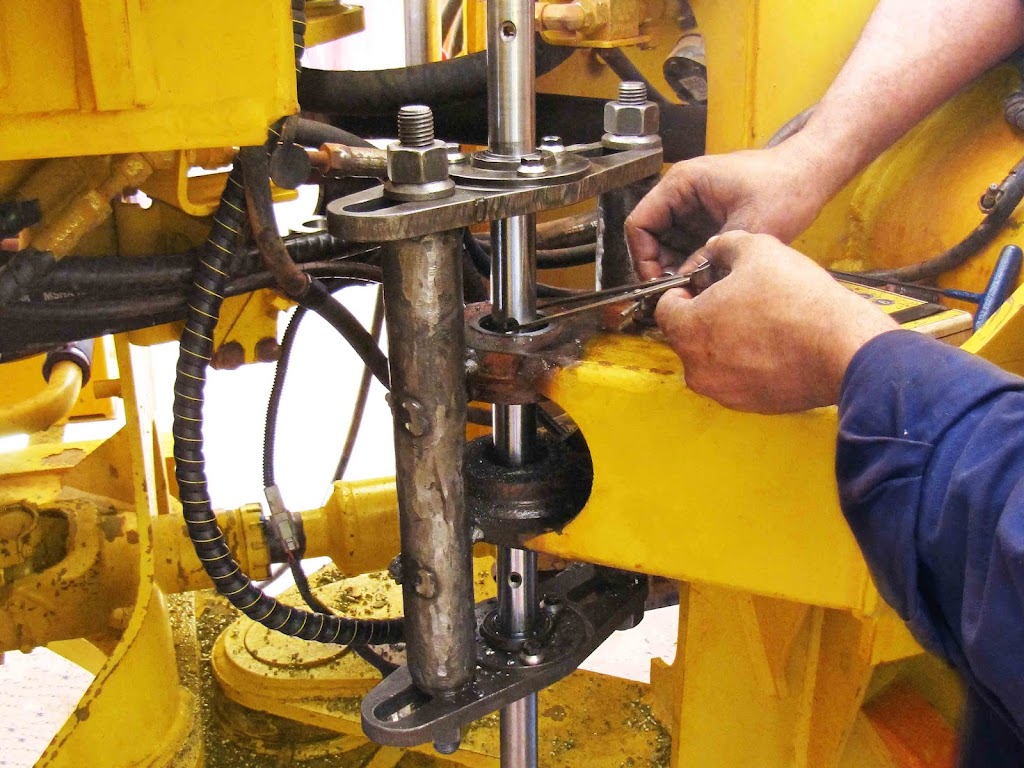 Double R Equipment Repairs Leinster | 1 Worrung Rd, Leinster WA 6437, Australia | Phone: (08) 9037 3804