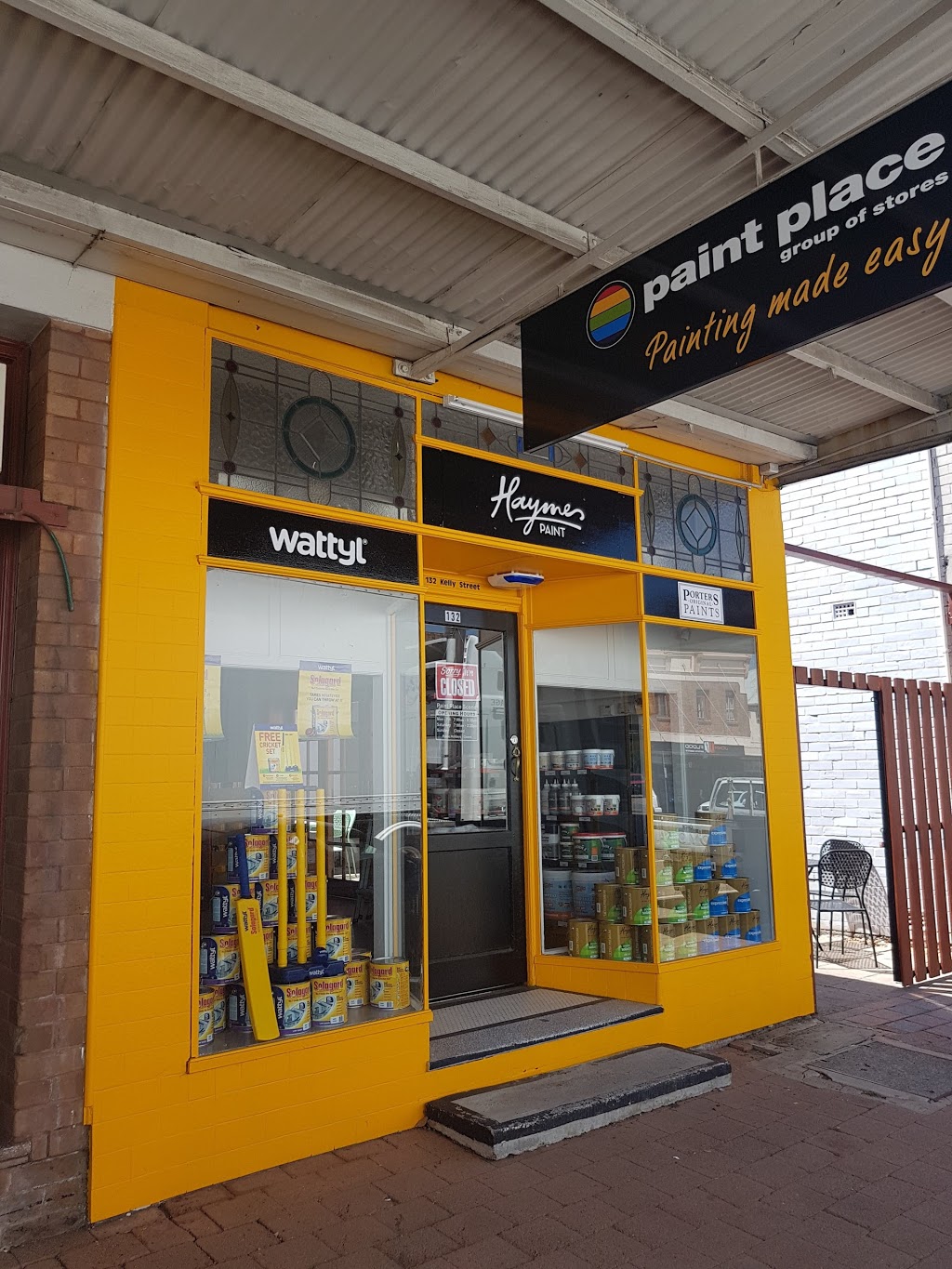 Paint Place Scone (132 Kelly St) Opening Hours