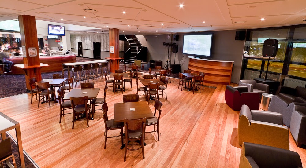 Finnegans Hotel | night club | 21 Darby St, Newcastle NSW 2300, Australia | 0249264777 OR +61 2 4926 4777