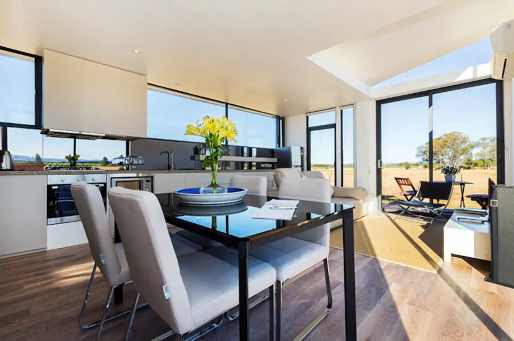 Angourie Studio | 115 Eurunderee Ln, Eurunderee NSW 2850, Australia | Phone: 0417 463 917