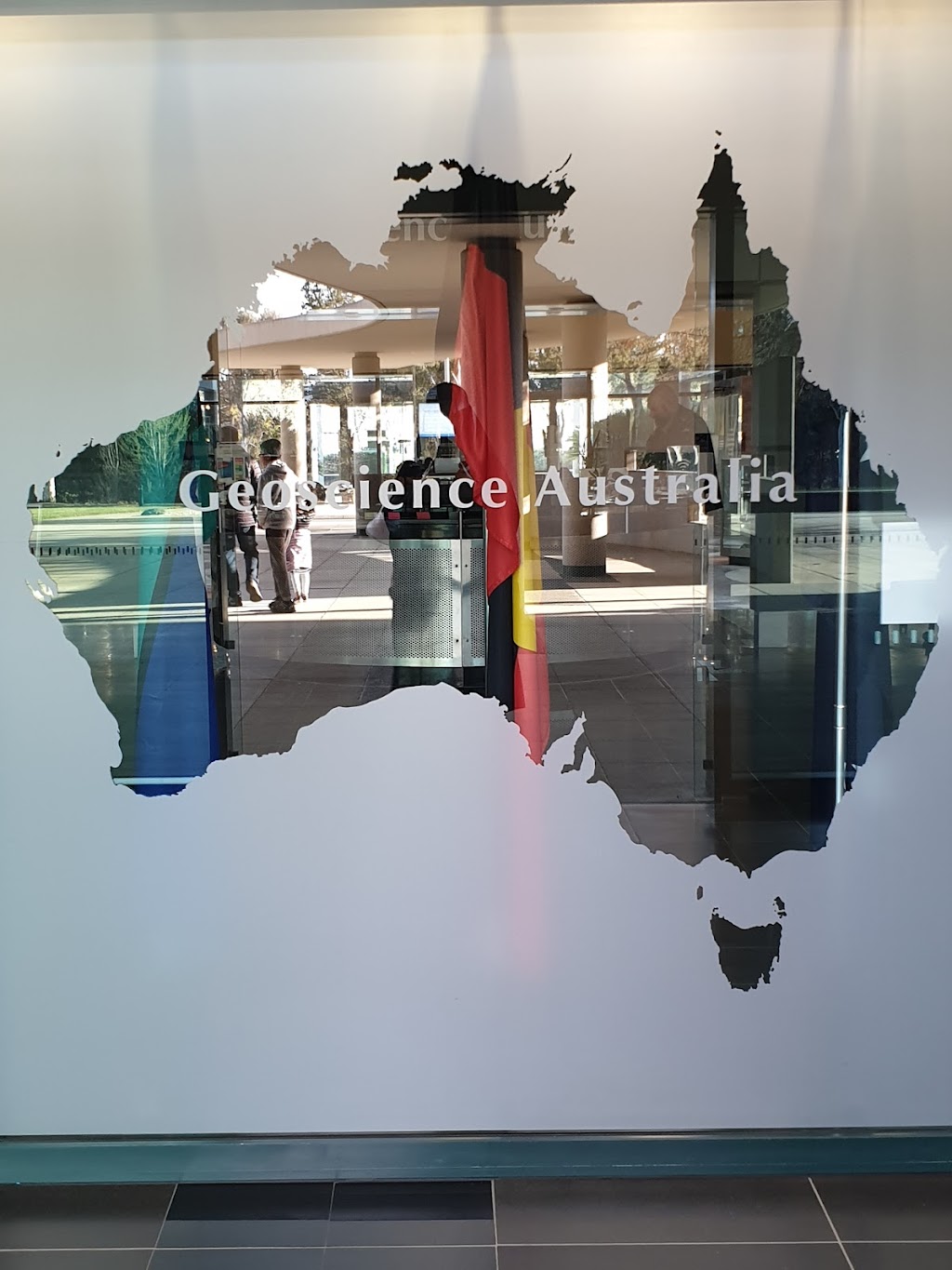 Geoscience Australia |  | 101 Jerrabomberra Ave, Symonston ACT 2609, Australia | 0262499111 OR +61 2 6249 9111
