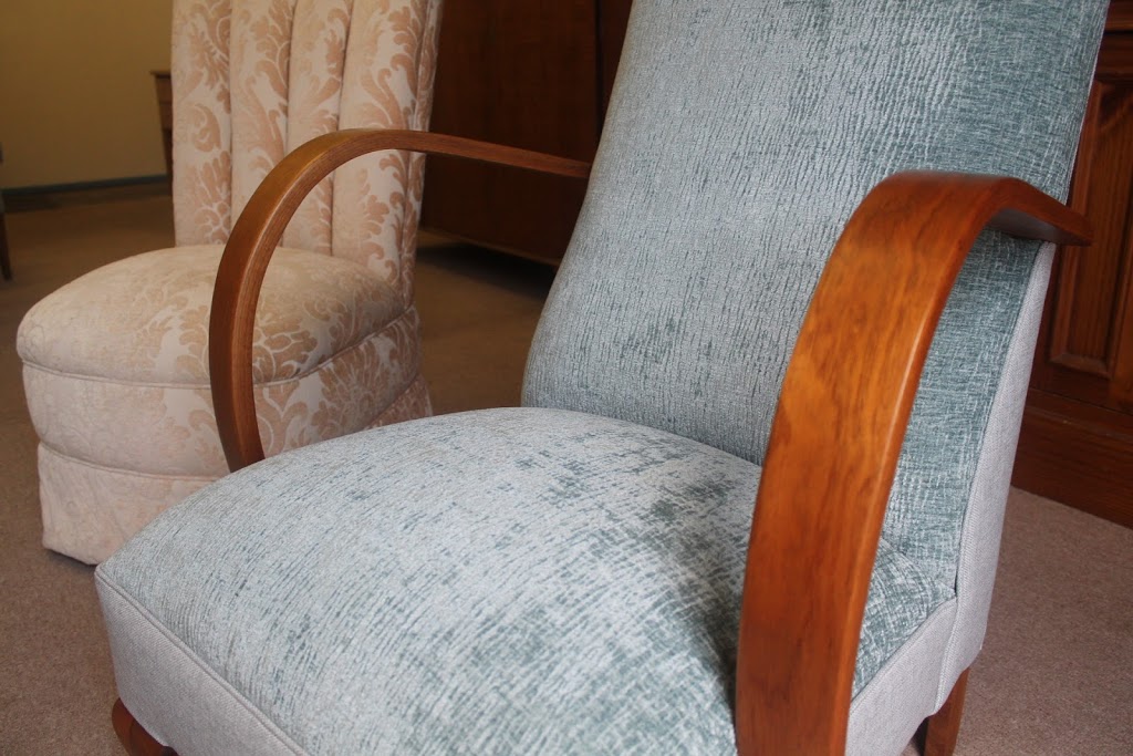 Redcliffe upholstery | 6/32 Beach St, Kippa-Ring QLD 4021, Australia | Phone: 0418 880 985