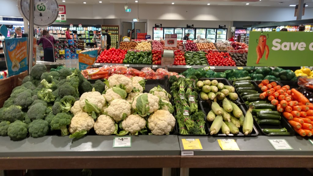 Mount Annan Marketplace | shopping mall | 11-13 Main St, Mount Annan NSW 2567, Australia | 0246485537 OR +61 2 4648 5537