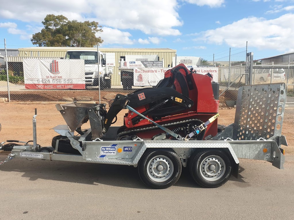 South Adelaide Plant Hire | 28 Chapman Rd, Hackham SA 5163, Australia | Phone: 0424 656 552