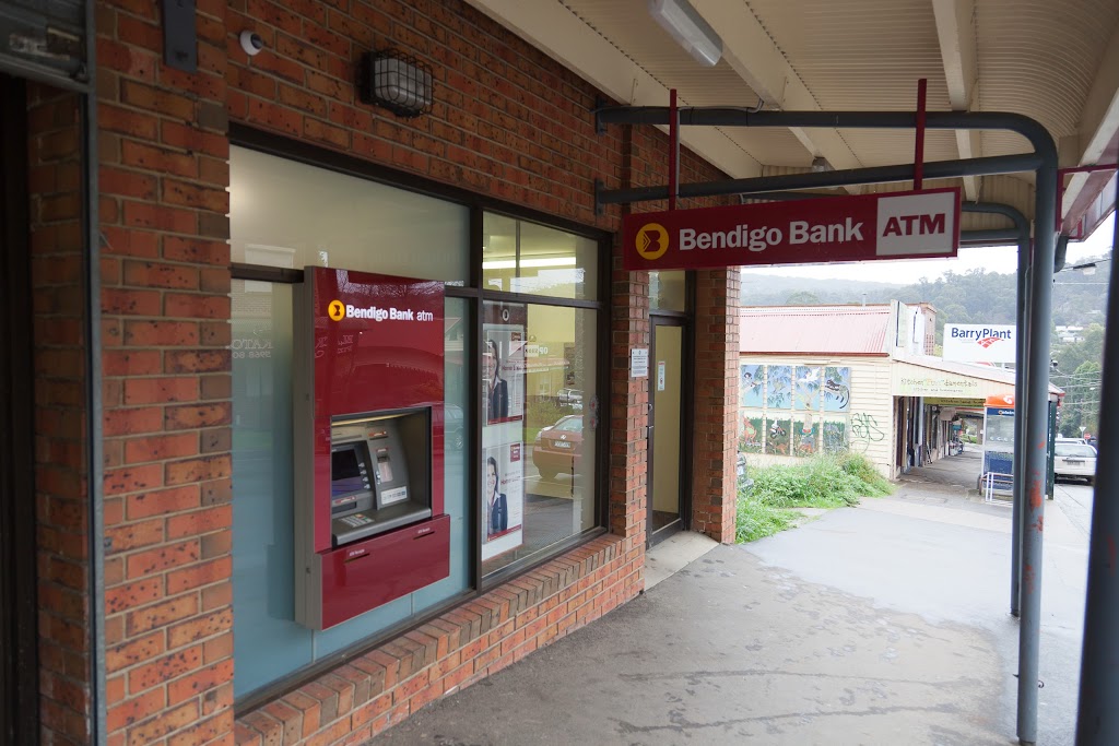 Bendigo Bank | bank | 3/50-54 McBride St, Cockatoo VIC 3781, Australia | 0359688831 OR +61 3 5968 8831