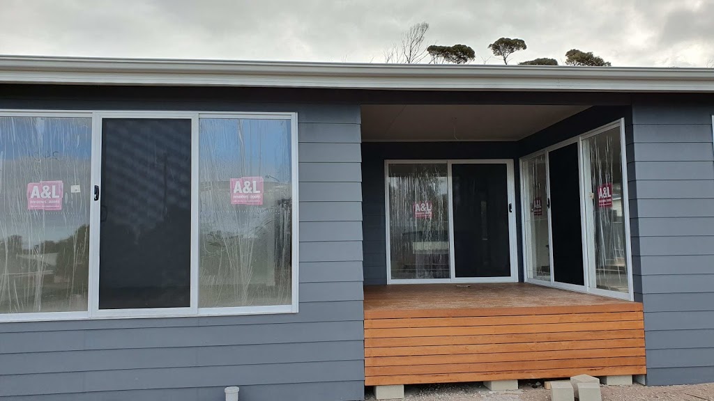 Peninsula Home Improvement and YP Locksmiths | 69 Warooka Rd, Yorketown SA 5576, Australia | Phone: (08) 8852 1666
