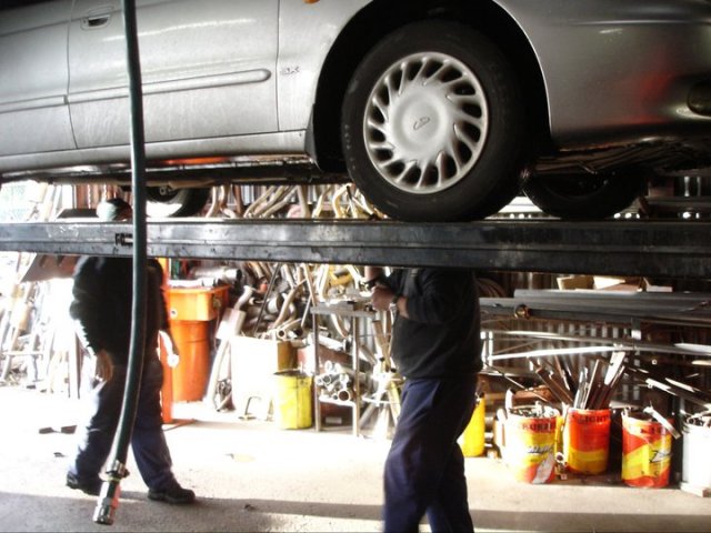 Werribee Exhausts | car repair | 99-101 Railway Ave, Werribee VIC 3030, Australia | 0397417111 OR +61 3 9741 7111
