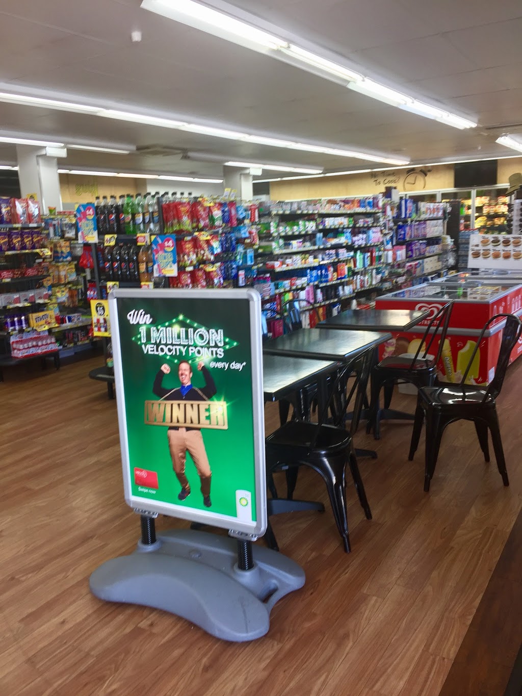 bp | gas station | 161 Waterworks Rd, Ashgrove QLD 4060, Australia | 0733664138 OR +61 7 3366 4138