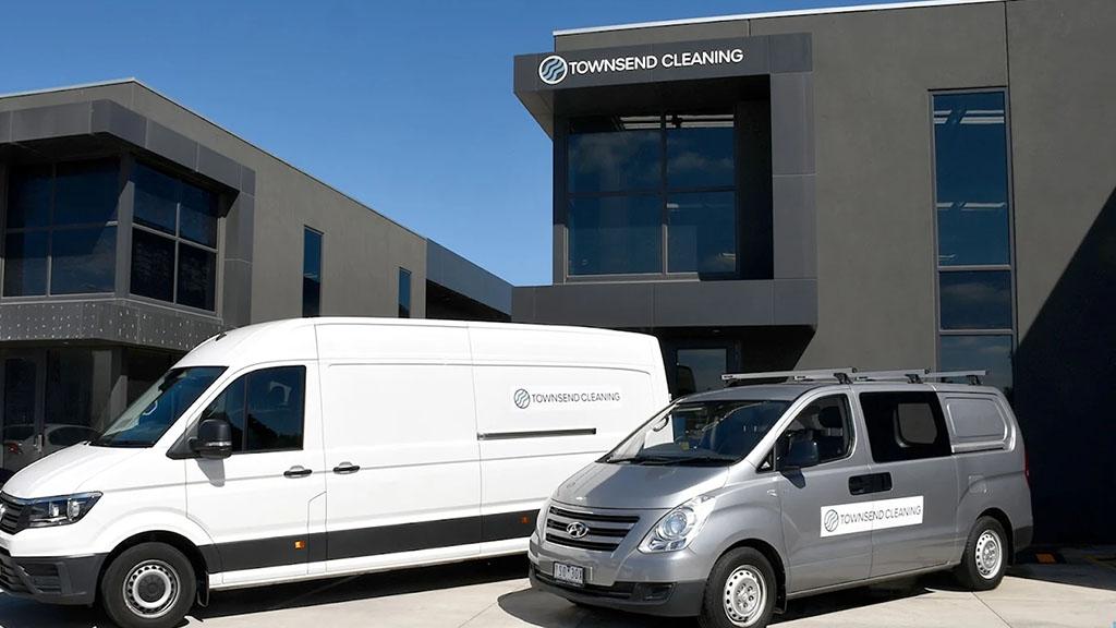 Townsend Cleaning | 10 kadak Pl, Breakwater VIC 3219, Australia | Phone: 0409 236 368