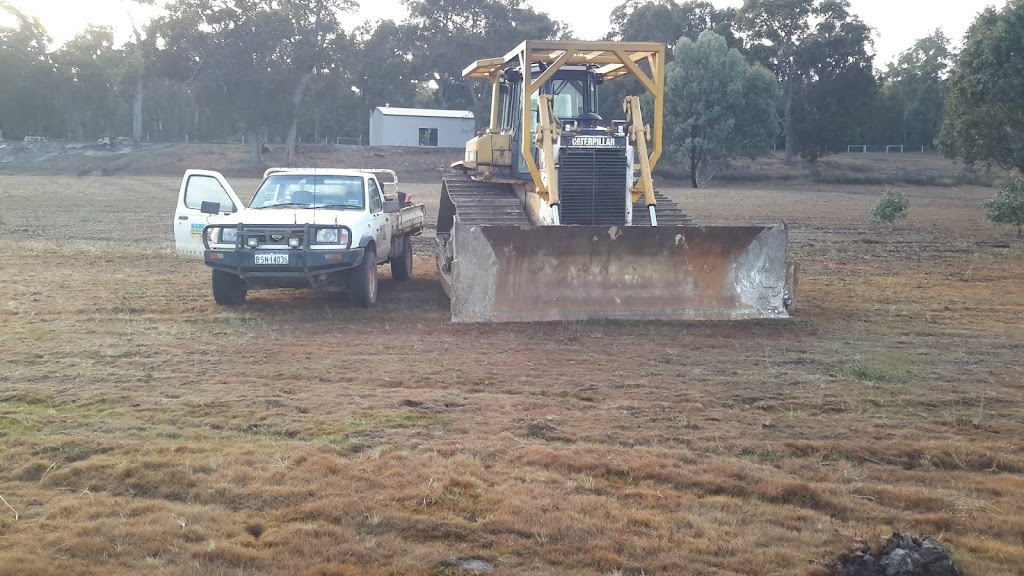 Kannys Earthmoving | 12 Doust St, Manjimup WA 6258, Australia | Phone: (08) 9771 2452