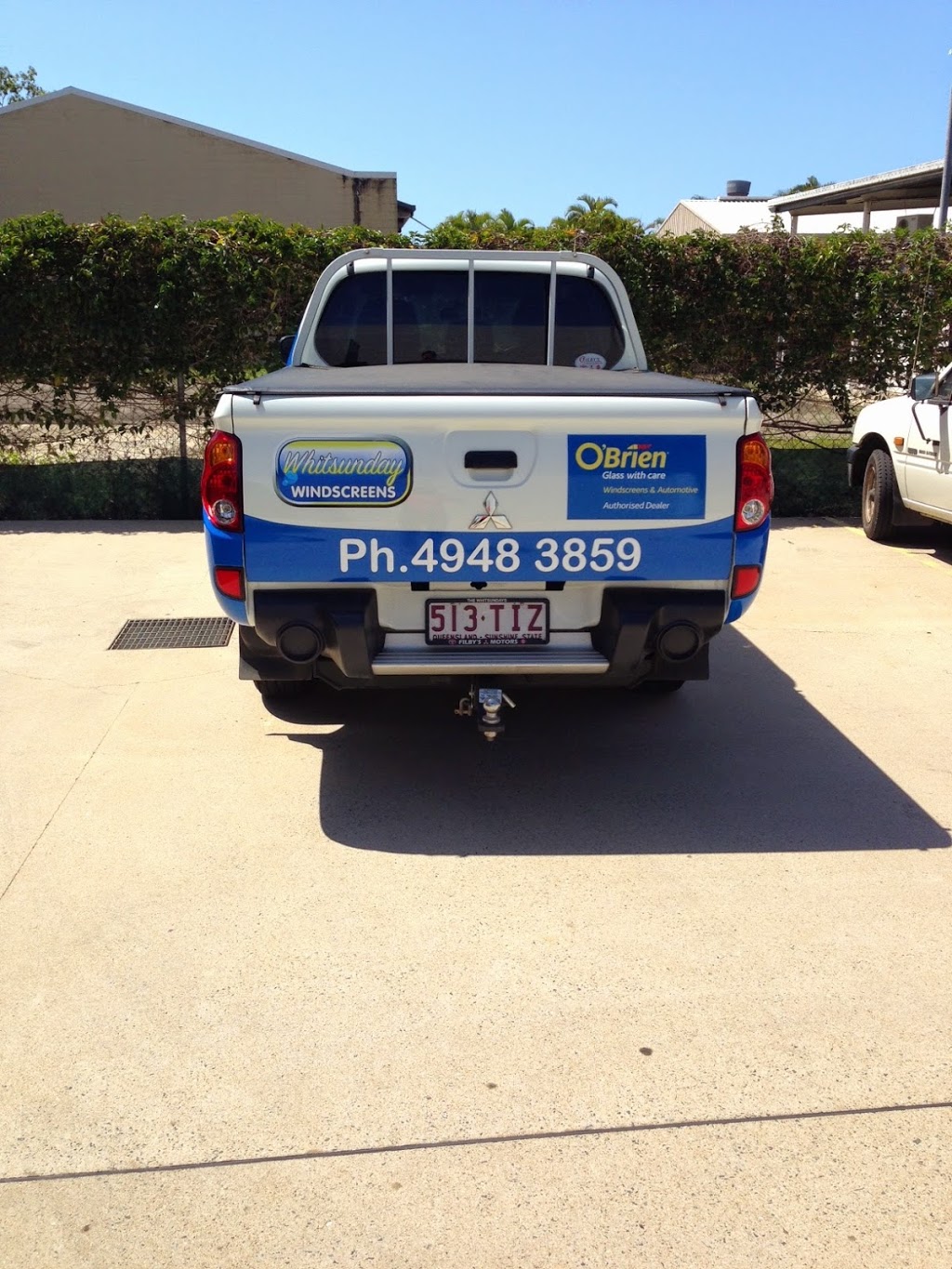 Whitsunday Windscreens | car repair | 7/5 Carlo Dr, Cannonvale QLD 4802, Australia | 0749483859 OR +61 7 4948 3859