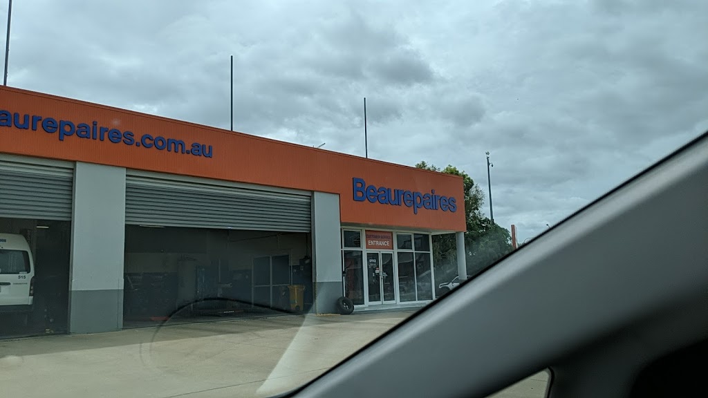 Beaurepaires The Willows | car repair | 2/12 Pioneer Dr, Thuringowa Central QLD 4817, Australia | 0747368124 OR +61 7 4736 8124
