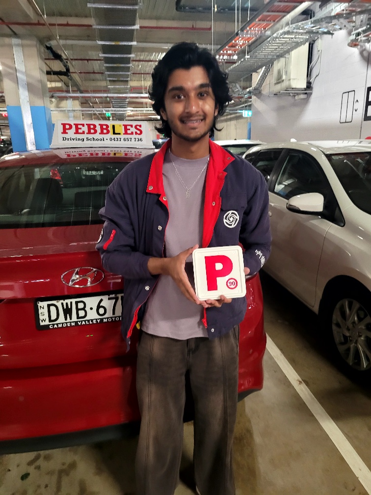 Pebbles Driving School | 21 Fortune St, Glenfield NSW 2167, Australia | Phone: 0437 657 736