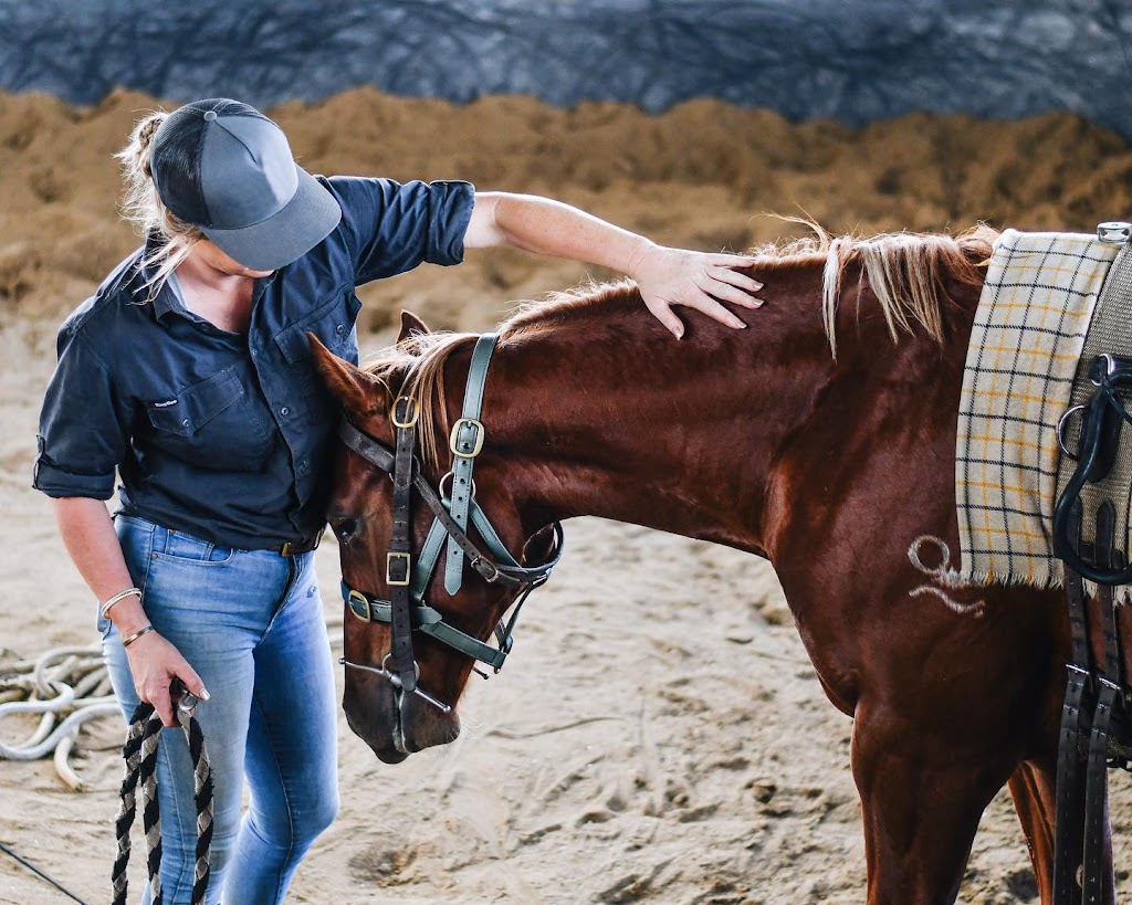 Watson Equine | 30 Doomben Ct, Beechmont QLD 4211, Australia | Phone: 0432 891 400