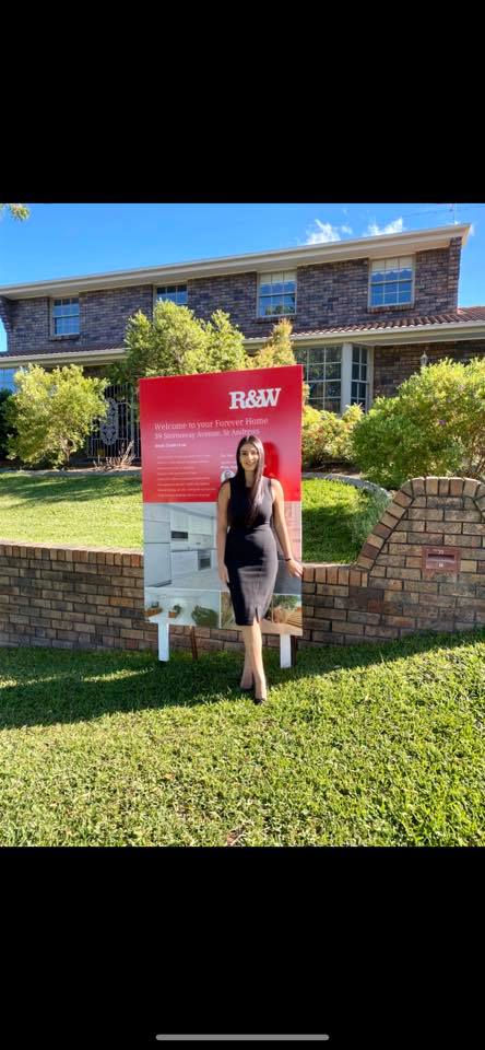 Real Estate Agent Campbelltown - Sienna Kurdi | 65 Campbelltown Rd, Casula NSW 2170, Australia | Phone: 0416 466 863