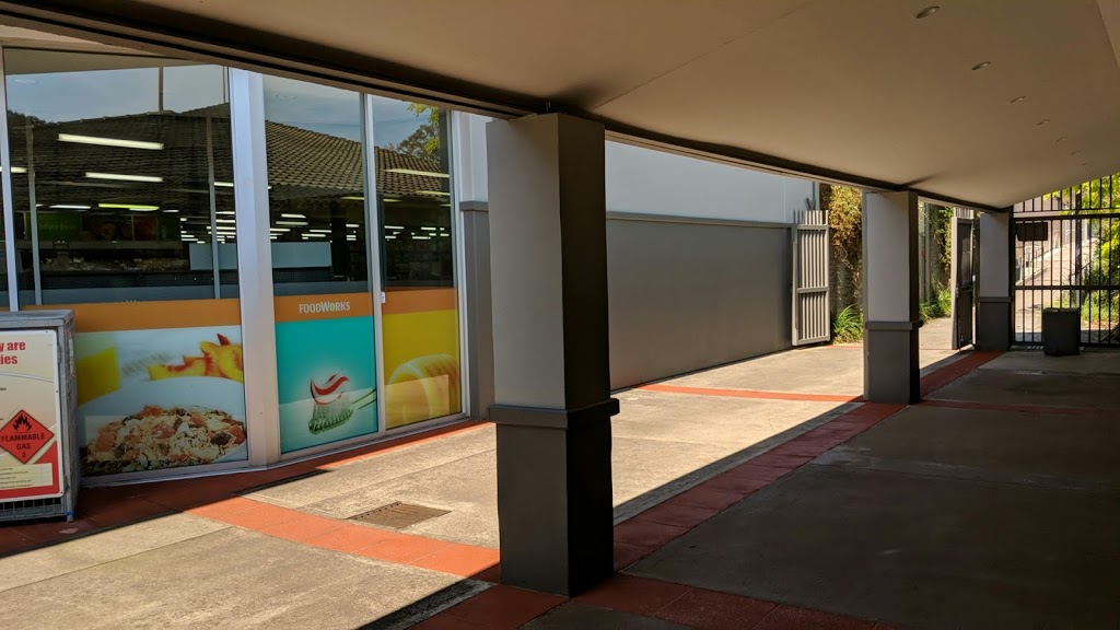 Bradbury Shopping Village | shopping mall | 100 The Pkwy, Bradbury NSW 2560, Australia