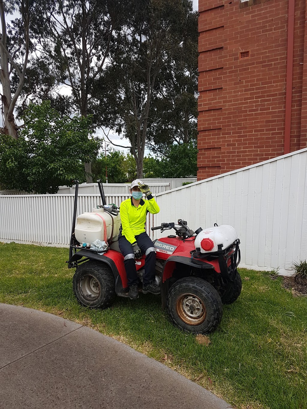 Georges Out-Front Turf Management | 10 Butler Ct, Wallan VIC 3756, Australia | Phone: 0403 248 967