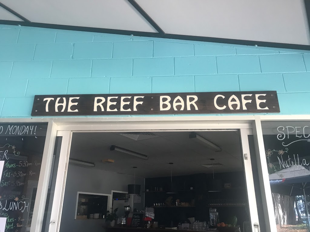 The Reef Bar Cafe | 10/9 The Esplanade, Picnic Bay QLD 4819, Australia | Phone: (07) 4758 1477