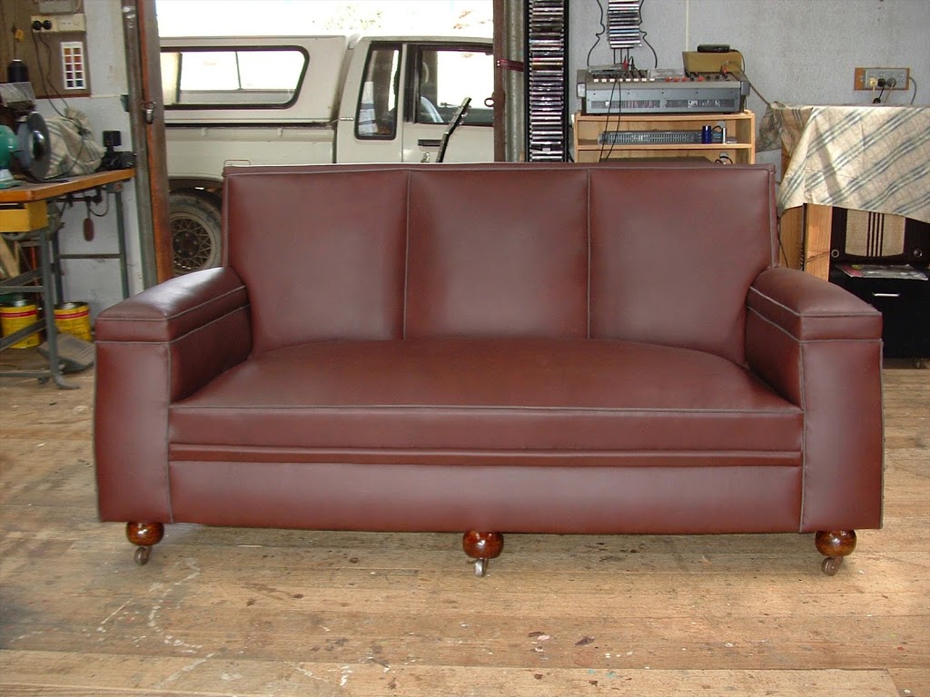 Topstitch Upholstery & Antiques | 36 Oliver St, Yea VIC 3717, Australia | Phone: 0431 942 694