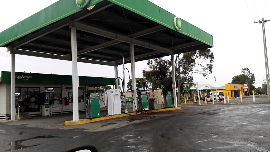 BP | gas station | Murray Valley Hwy, Cobram VIC 3644, Australia | 0358722847 OR +61 3 5872 2847