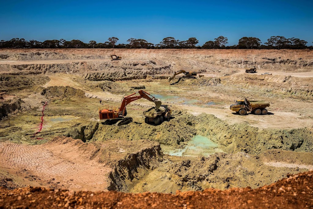 Beacon Minerals | Jaurdi Hills Rd, Mount Burges WA 6429, Australia | Phone: (08) 9322 6600