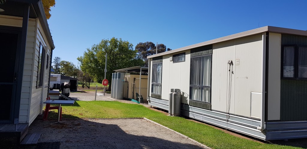 Swan Hill Holiday Park | rv park | 5587 Murray Valley Hwy, Swan Hill VIC 3585, Australia | 0350324112 OR +61 3 5032 4112