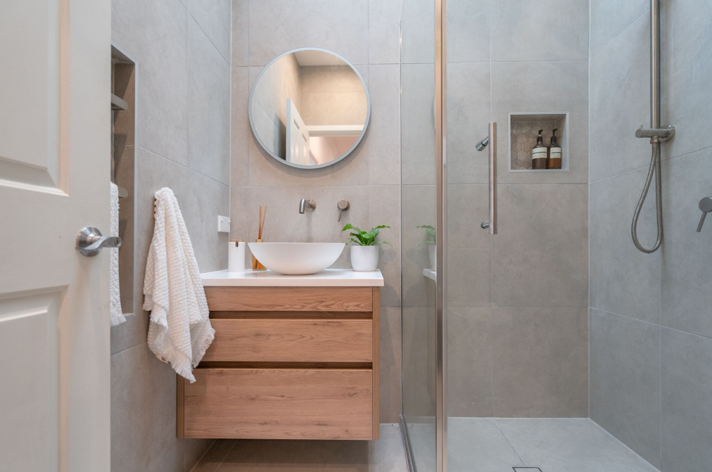 Classic Bathrooms - Expert Bathroom Renovations Sydney | 25 Dampier Cres, Fairfield West NSW 2165, Australia | Phone: 0414 771 989