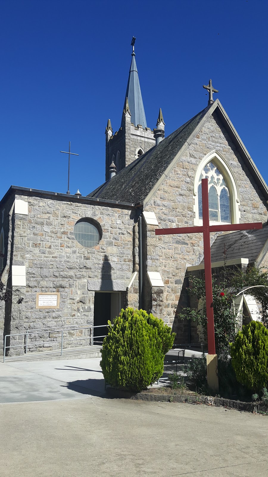 St. Marys Catholic Church | church | Ripon St, Young NSW 2594, Australia | 0263822222 OR +61 2 6382 2222