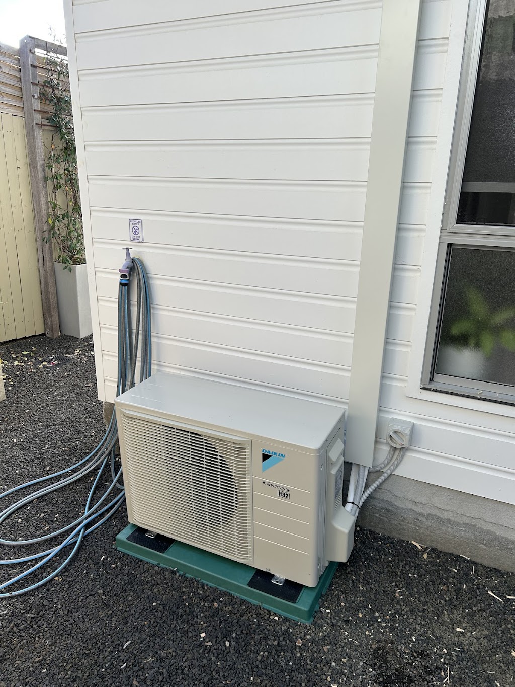 Taylor Air | 24 Joanne St, Woonona NSW 2517, Australia | Phone: 0429 913 599 Taylor Air | 24 Joanne St, Woonona NSW 2517, Australia | Phone: 0429 913 599