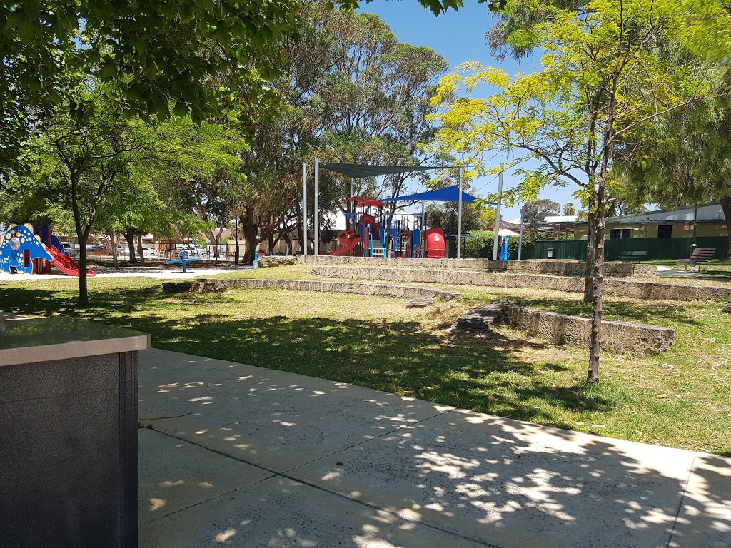 Glasson Park | East Fremantle WA 6158, Australia