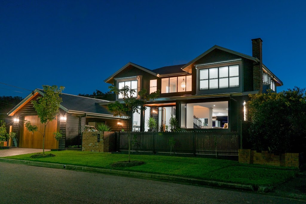 Dominko Painters | 91 Huntingdale Dr, Greenbank QLD 4124, Australia | Phone: 0408 871 720