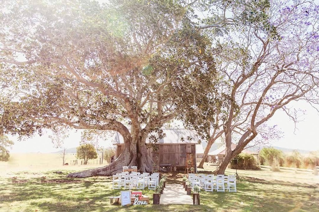 Bebes Farmhouse - Ceremony Venue | 2505 Wivenhoe Somerset Rd, Bryden QLD 4312, Australia | Phone: 0402 498 635