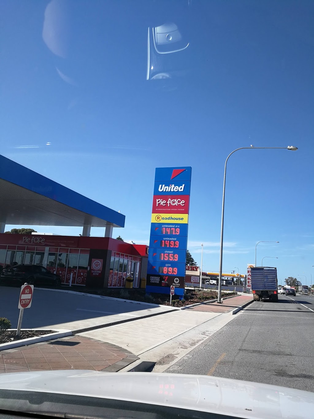 United Petroleum | gas station | 6 Snowtown Road, Port Wakefield SA 5550, Australia | 0883117027 OR +61 8 8311 7027