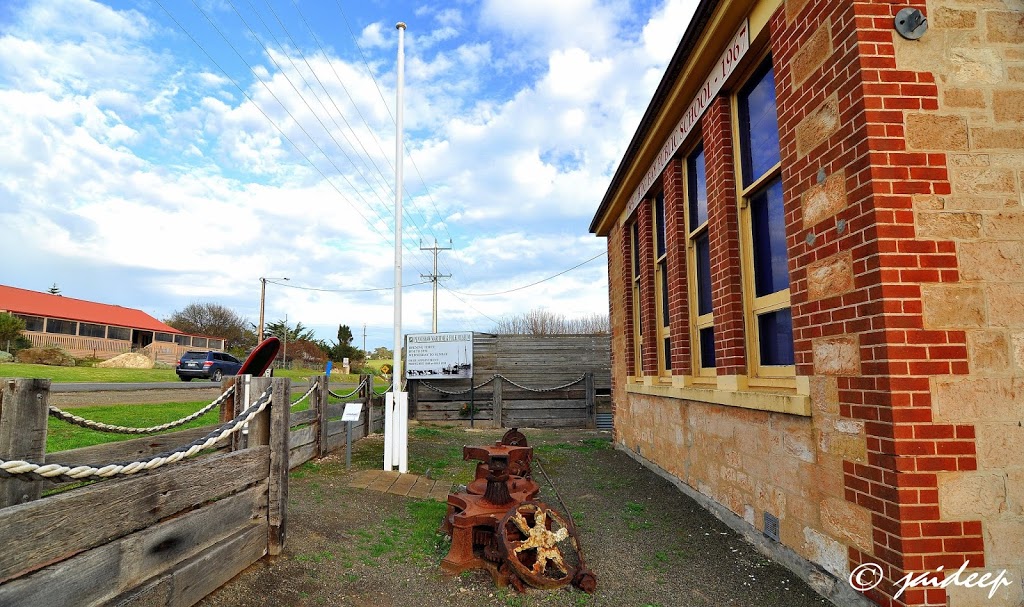 Penneshaw Maritime and Folk Museum | museum | Howard Dr, Penneshaw SA 5222, Australia | 0885531109 OR +61 8 8553 1109