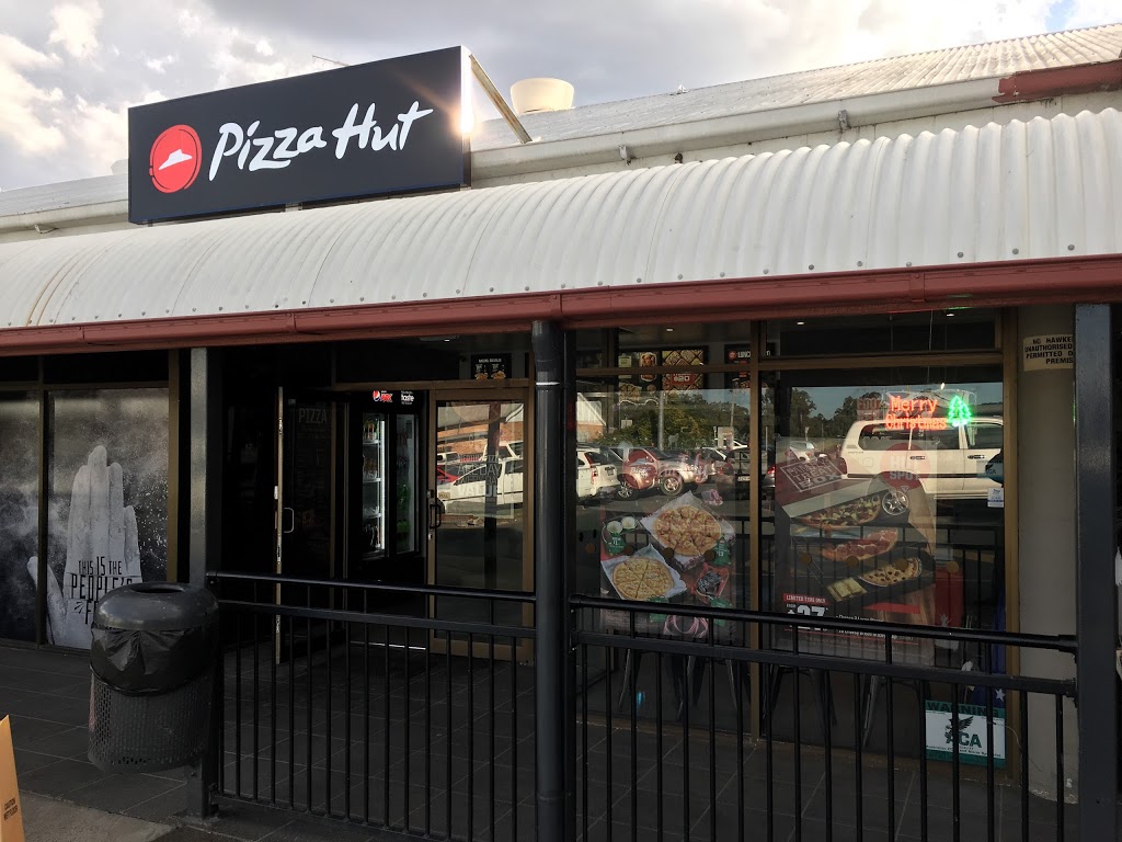 Pizza Hut Jimboomba | Shop10/677 Cusack Ln, Jimboomba QLD 4280, Australia | Phone: 13 11 66